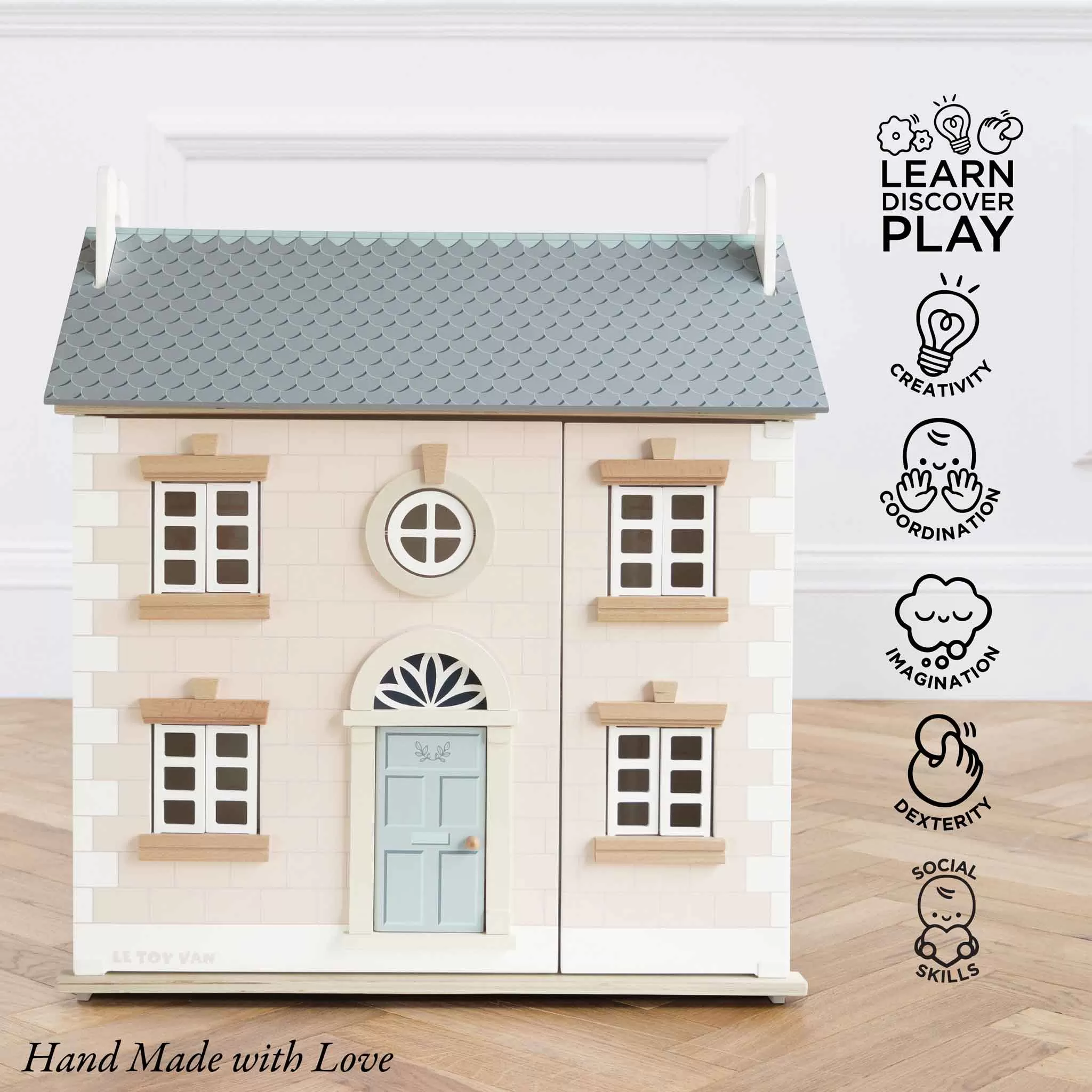 Bay Tree Wooden Dolls House