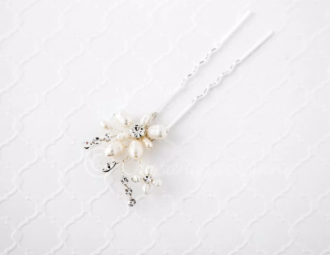 Bridal Hair Pin with an Ivory Pearl Flower