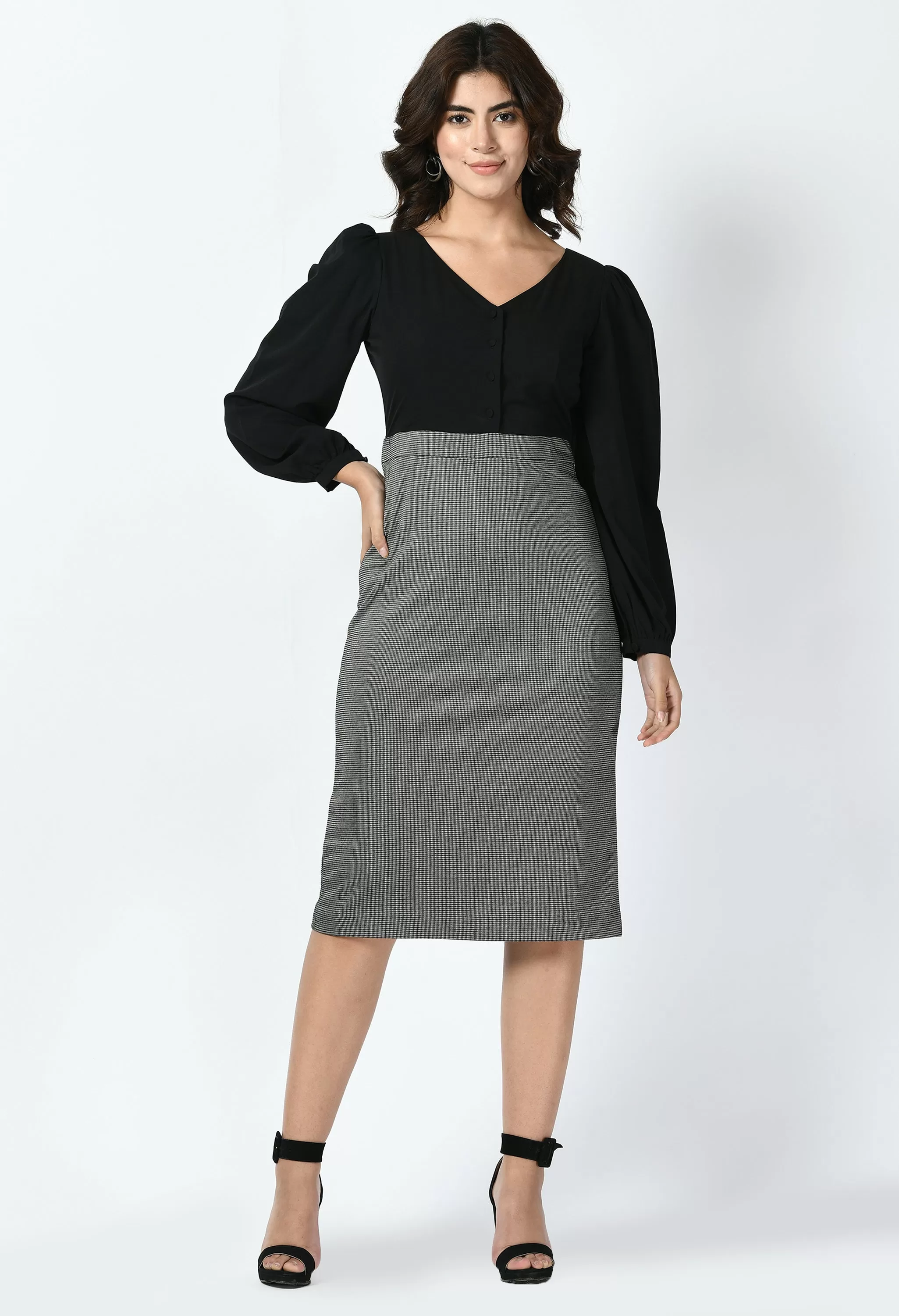 Exude Style Colour Blocked Sheath Dress (Charcoal Black   Black)