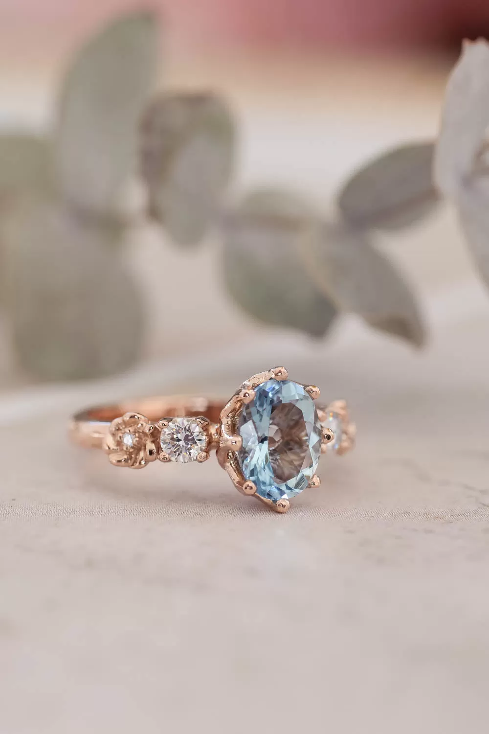 Fiorella oval | floral engagement ring setting