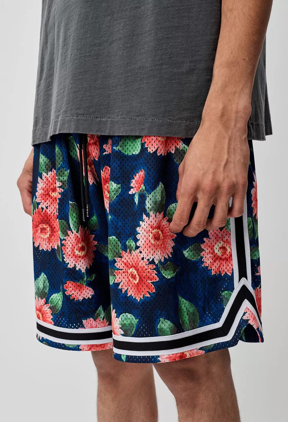 Game Shorts / Midnight Bloom