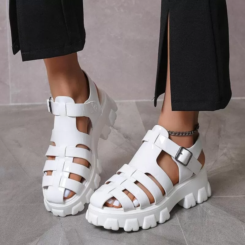 Round Toe Platform Sandals