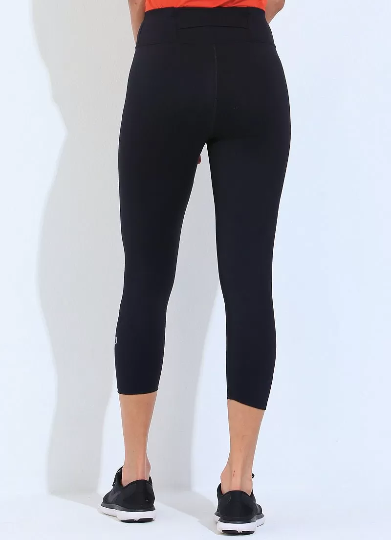 Running Crop (Black)